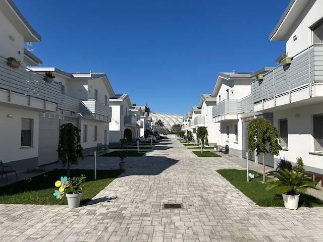 appartamento in vendita a Milano in zona Famagosta