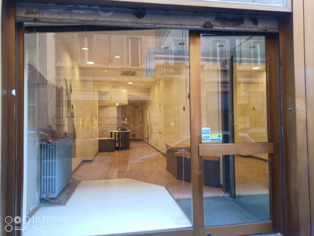 negozio in vendita a Milano in zona Stazione Centrale