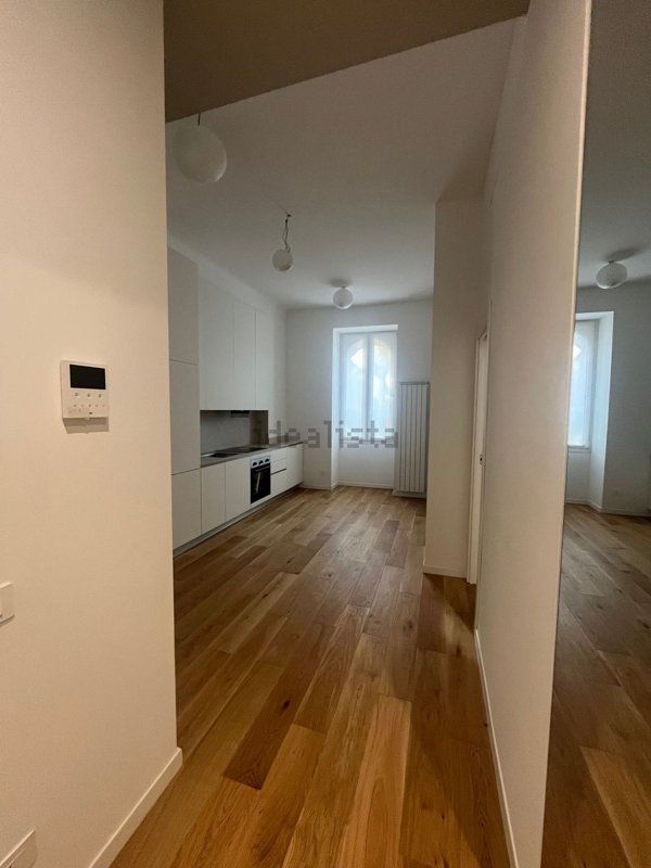 appartamento in vendita a Milano in zona Sempione