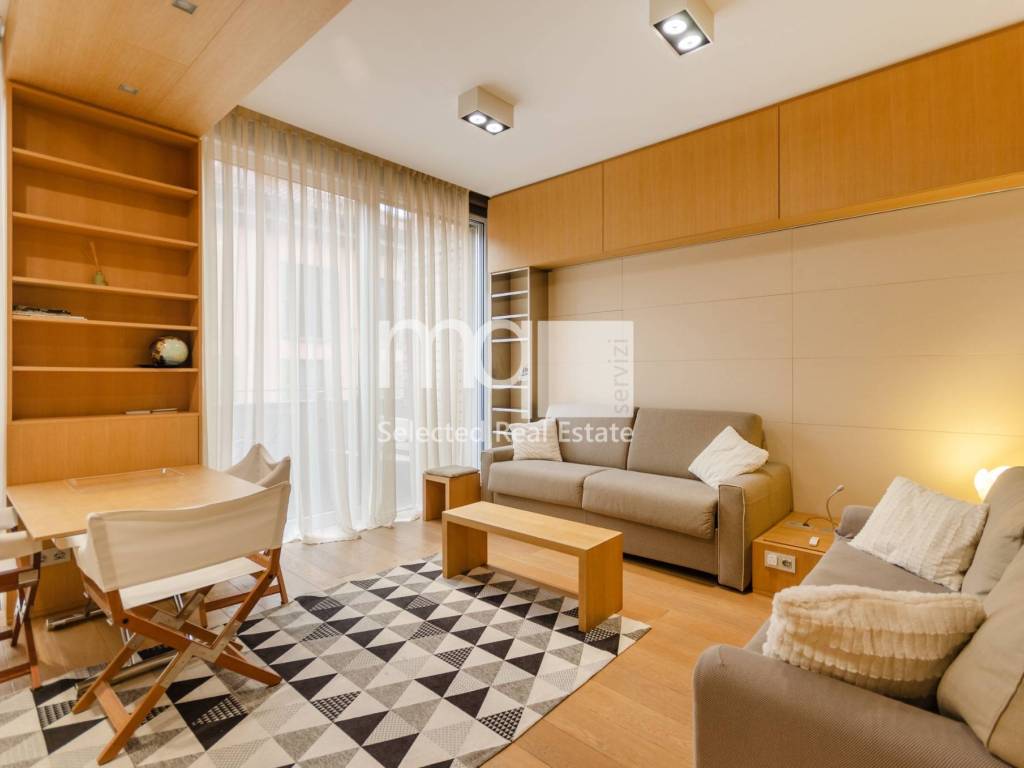 appartamento in vendita a Milano in zona Porta Nuova