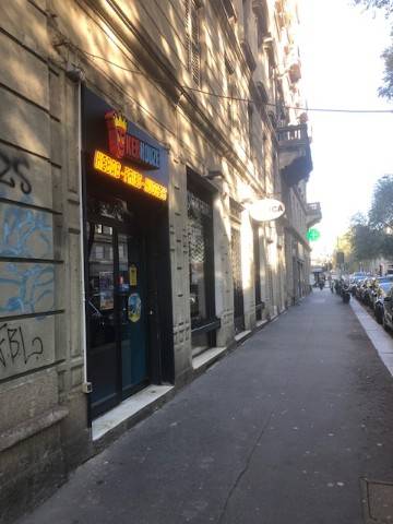 negozio in vendita a Milano in zona Porta Romana