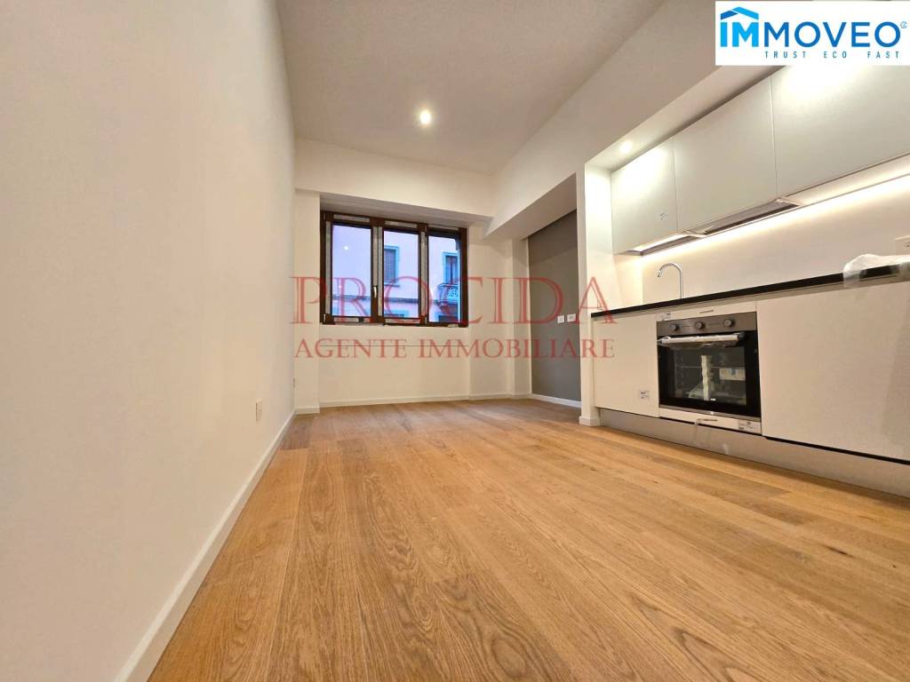 appartamento in vendita a Milano in zona Solari