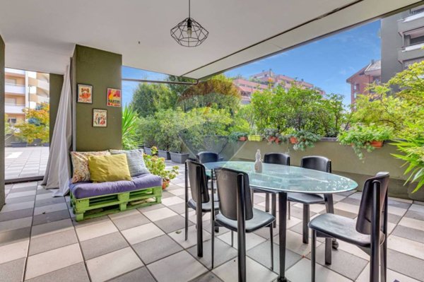 appartamento in vendita a Milano in zona Gratosoglio