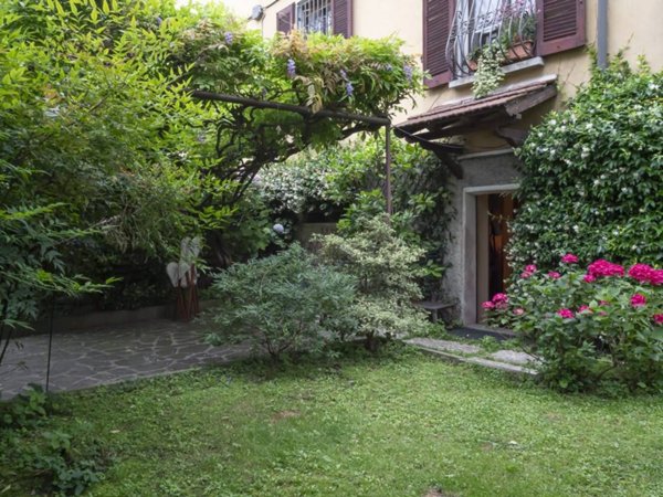 casa indipendente in vendita a Milano in zona Maggiolina