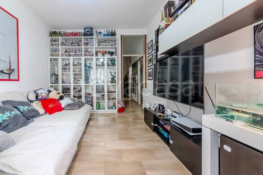 appartamento in vendita a Milano in zona Dergano