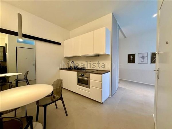 appartamento in vendita a Milano in zona Vigentino