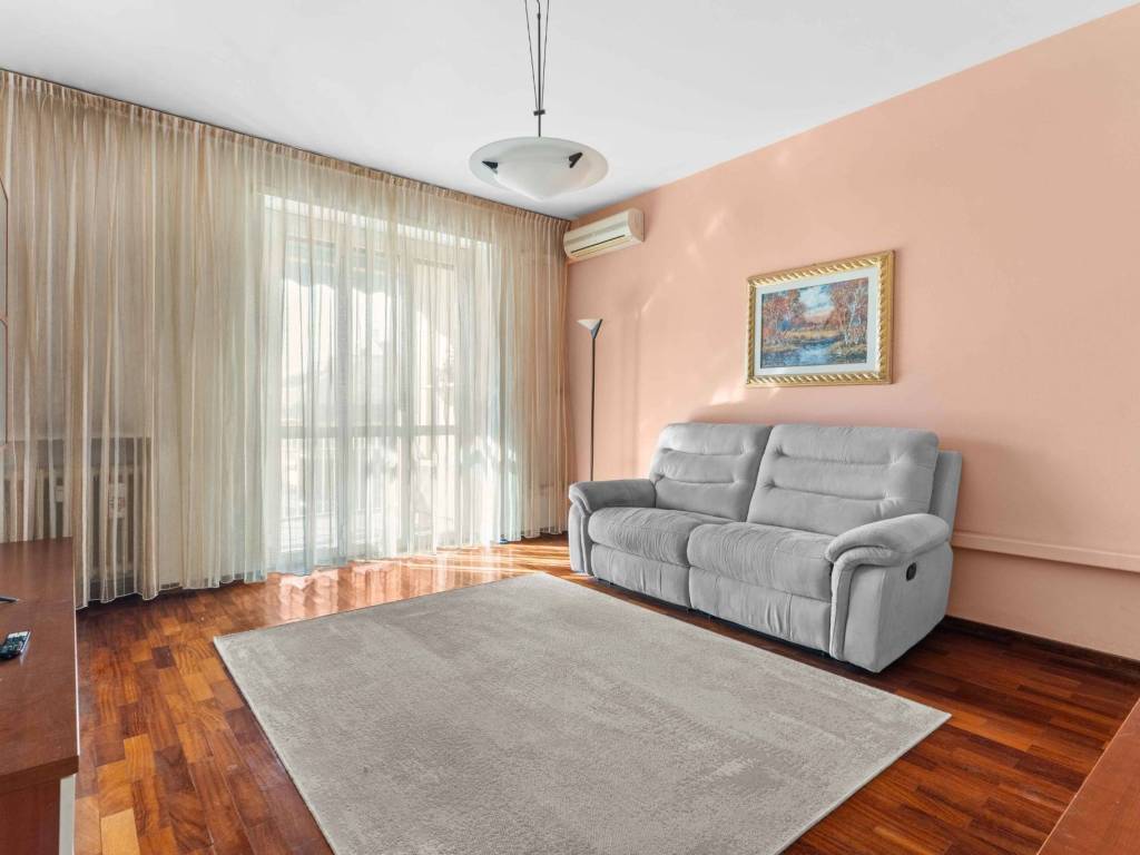 appartamento in vendita a Milano in zona Barona