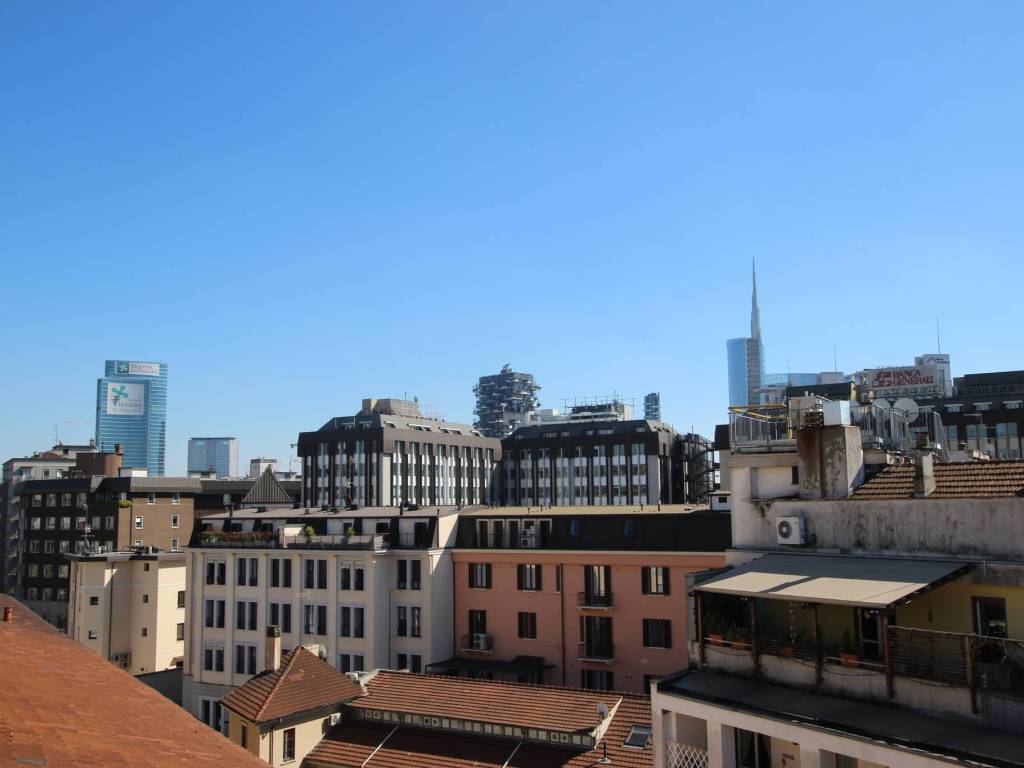 appartamento in vendita a Milano in zona Isola
