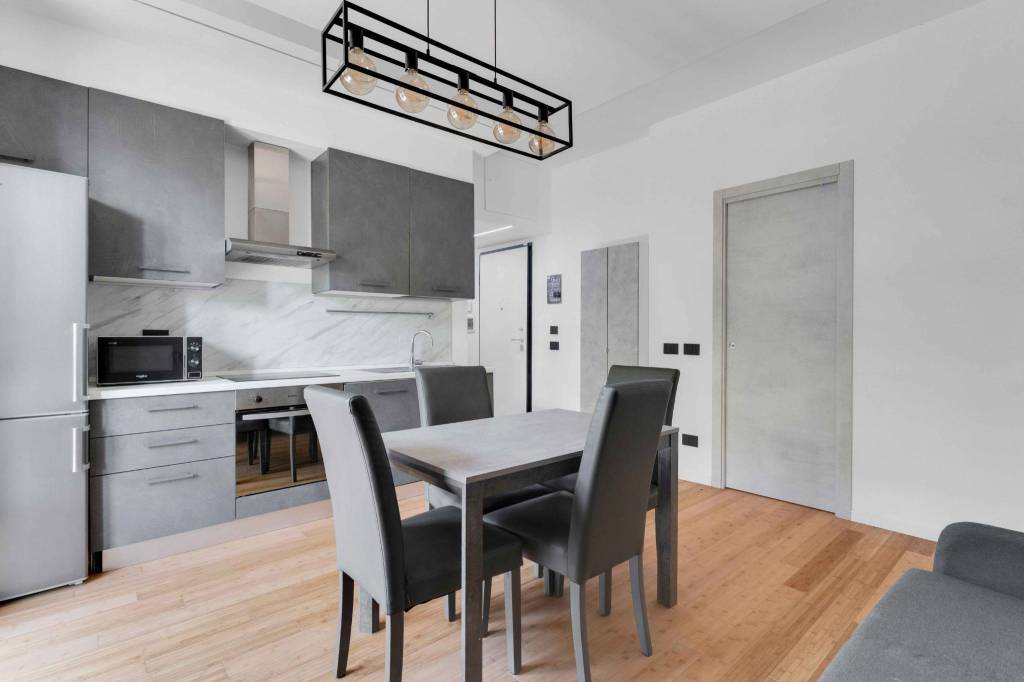 appartamento in vendita a Milano in zona Moncucco