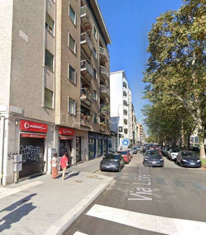 appartamento in vendita a Milano in zona Lorenteggio