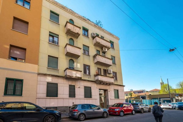 appartamento in vendita a Milano in zona Ghisolfa