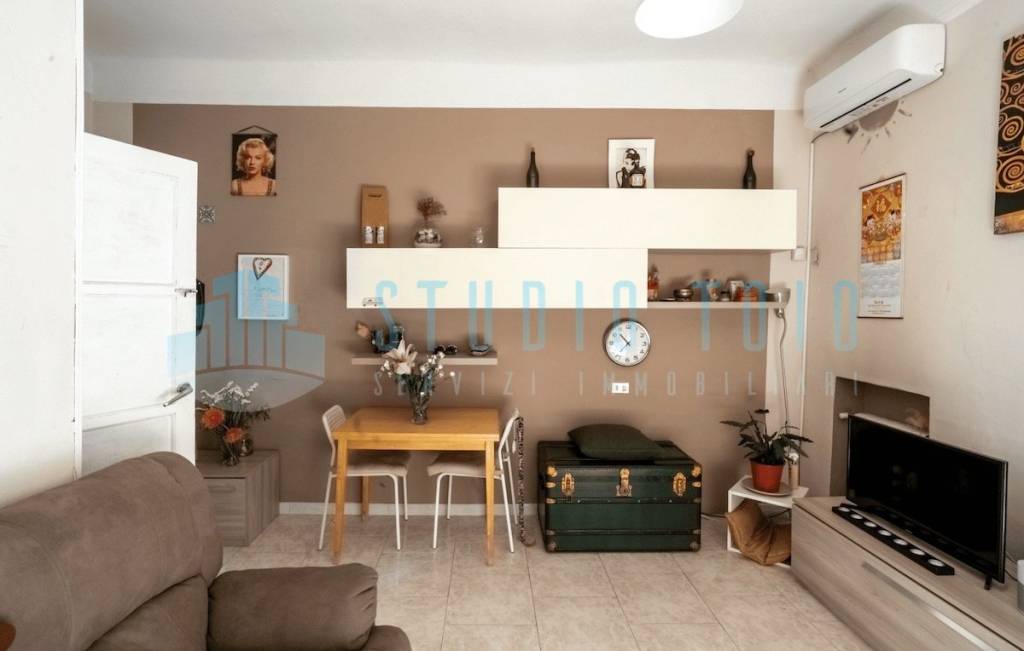 appartamento in vendita a Milano in zona Porta Ticinese