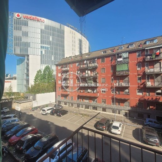 appartamento in vendita a Milano in zona Lorenteggio