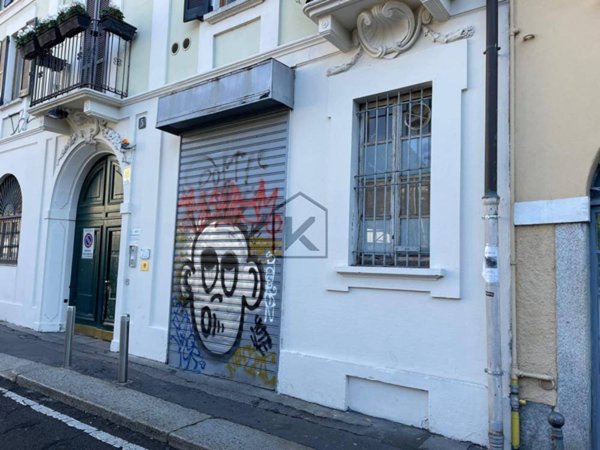 locale commerciale in vendita a Milano