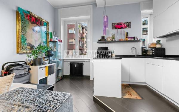 appartamento in vendita a Milano in zona Città Studi