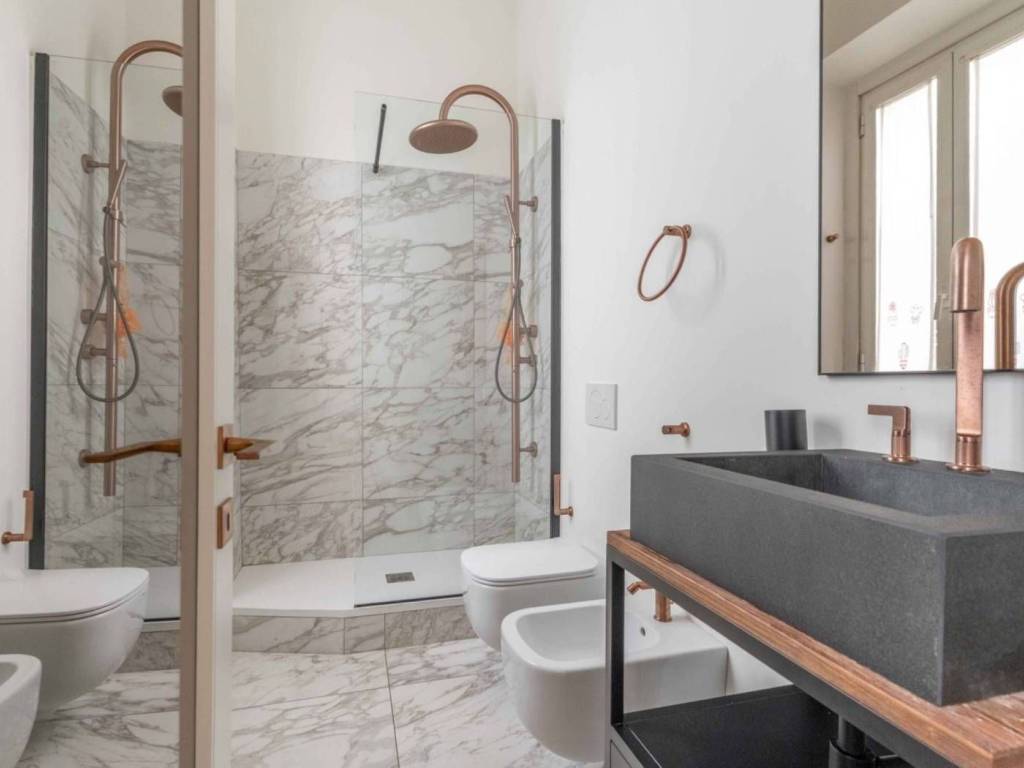 appartamento in vendita a Milano in zona Bocconi