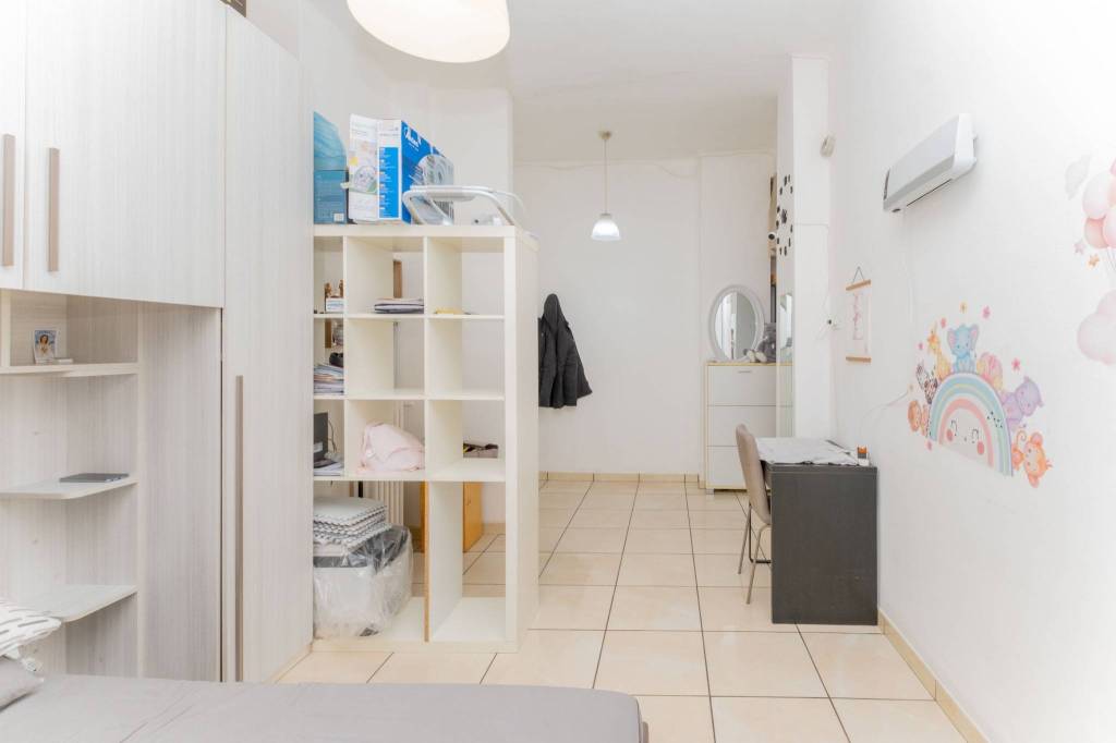 appartamento in vendita a Milano in zona Quarto Oggiaro