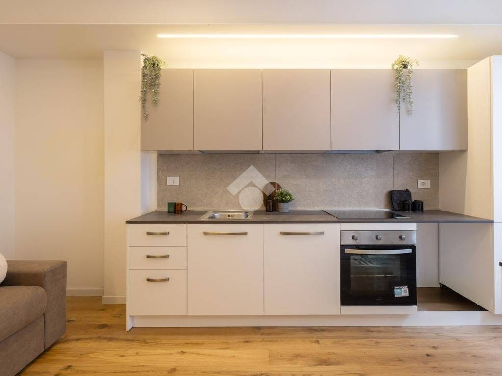 appartamento in vendita a Milano in zona Loreto