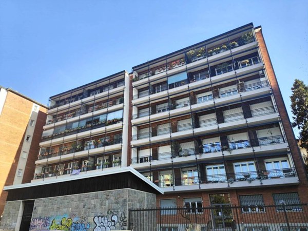 appartamento in vendita a Milano in zona Città Studi