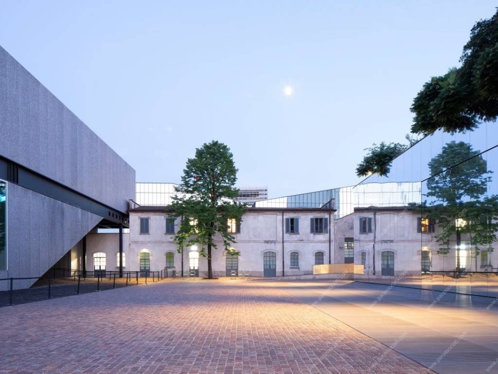 negozio in vendita a Milano in zona Vigentino