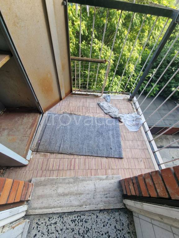 appartamento in vendita a Milano in zona Stadera