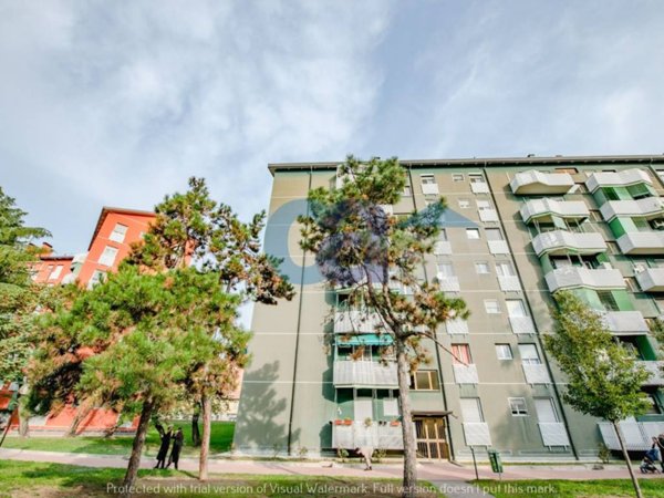 appartamento in vendita a Milano in zona Forlanini
