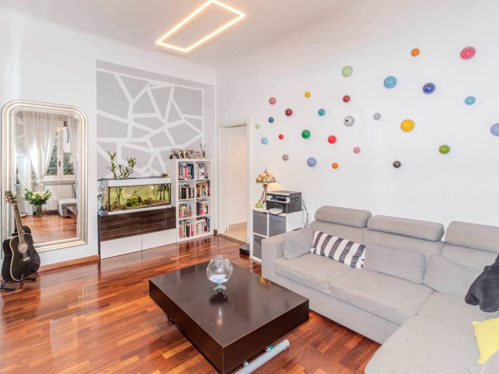 appartamento in vendita a Milano in zona Città Studi