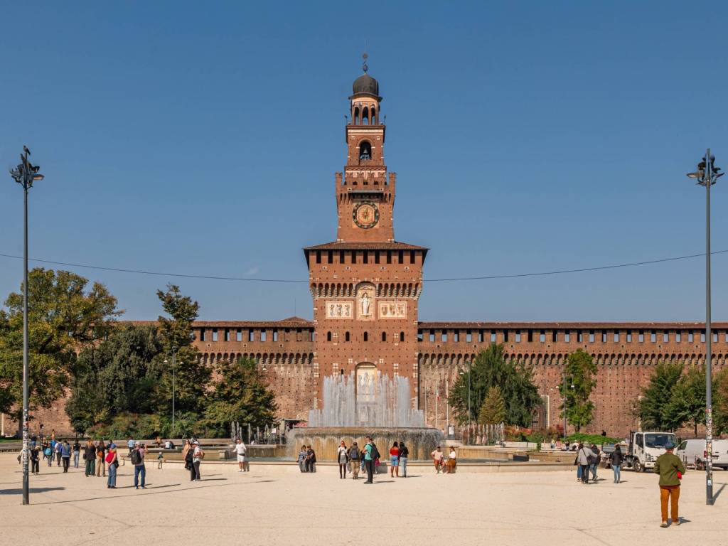 appartamento in vendita a Milano in zona Cadorna