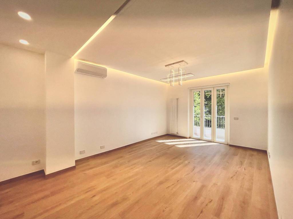 appartamento in vendita a Milano in zona Città Studi