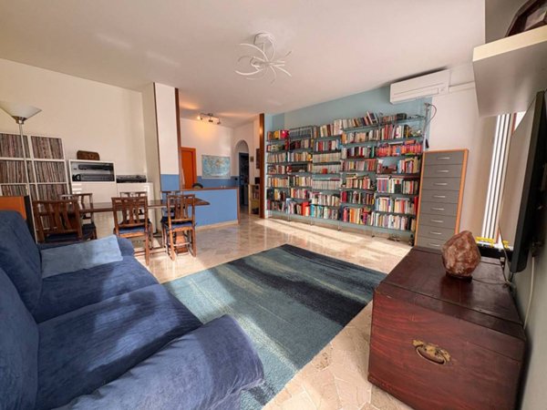 appartamento in vendita a Milano in zona Crescenzago