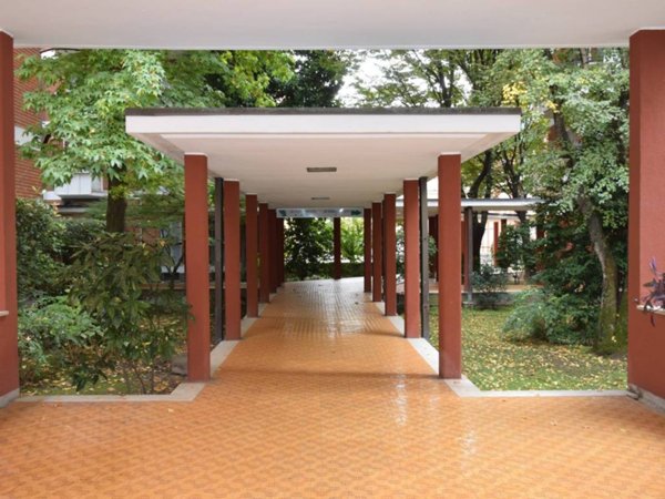 appartamento in vendita a Milano in zona Isola