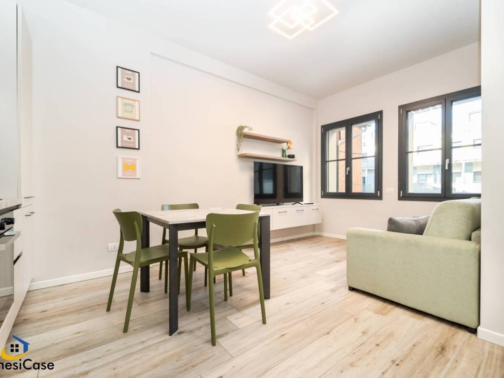 appartamento in vendita a Milano in zona Gorla