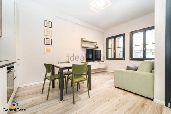 appartamento in vendita a Milano in zona Gorla