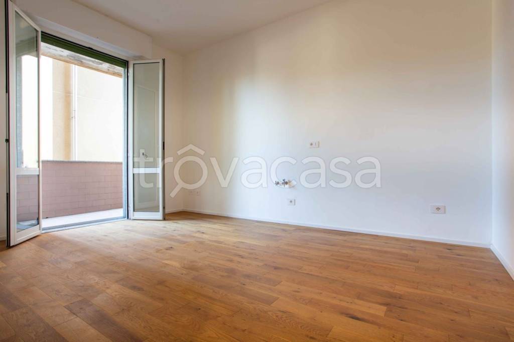 appartamento in vendita a Milano in zona Porta Genova