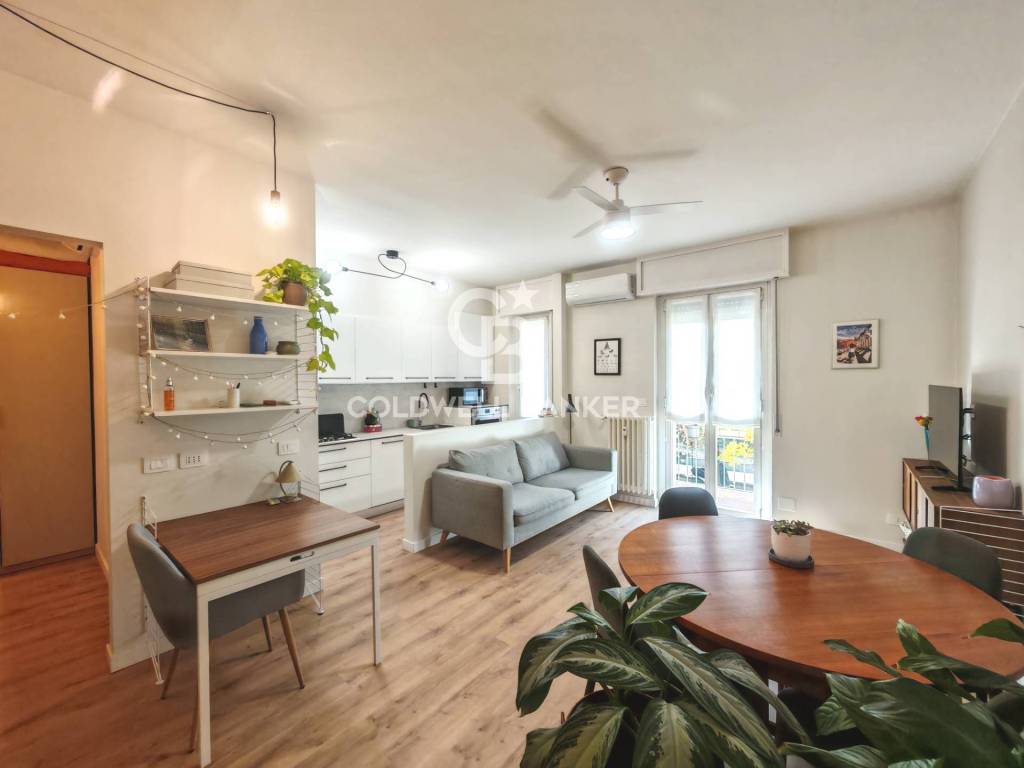 appartamento in vendita a Milano in zona Baggio