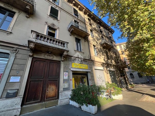 appartamento in vendita a Milano in zona Garegnano