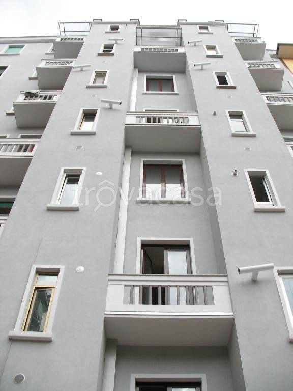 appartamento in vendita a Milano in zona Città Studi