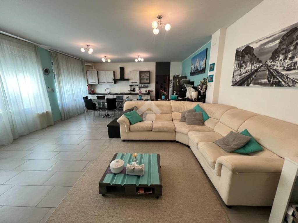 appartamento in vendita a Milano in zona Garegnano