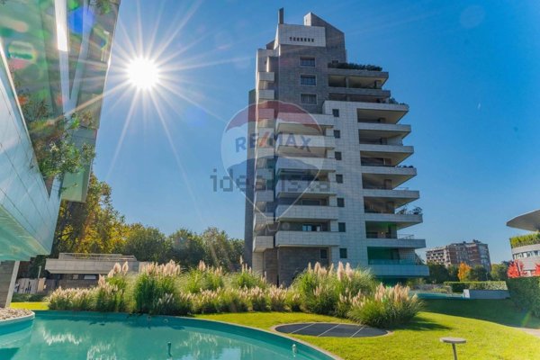 appartamento in vendita a Milano in zona Il Portello
