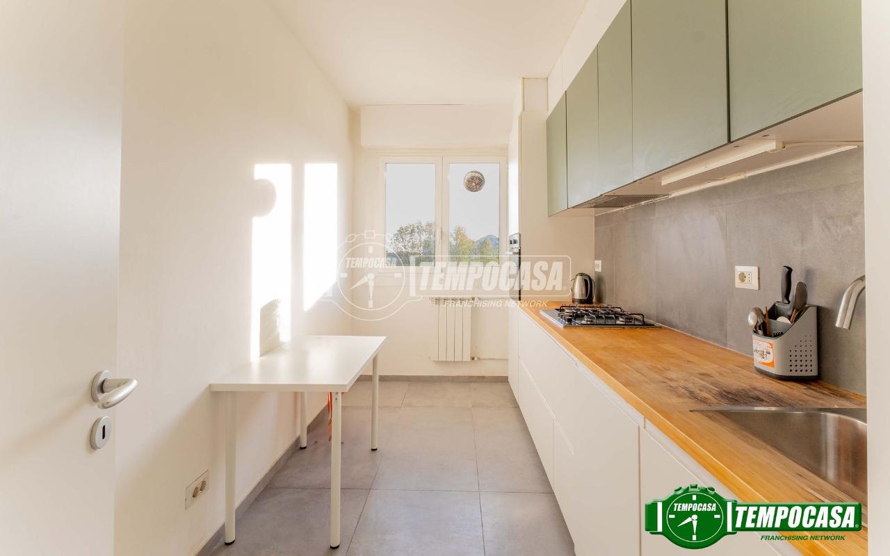 appartamento in vendita a Milano in zona Forze Armate