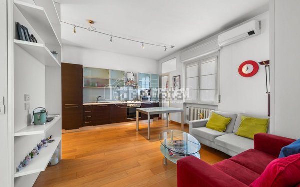 appartamento in vendita a Milano in zona Calvairate