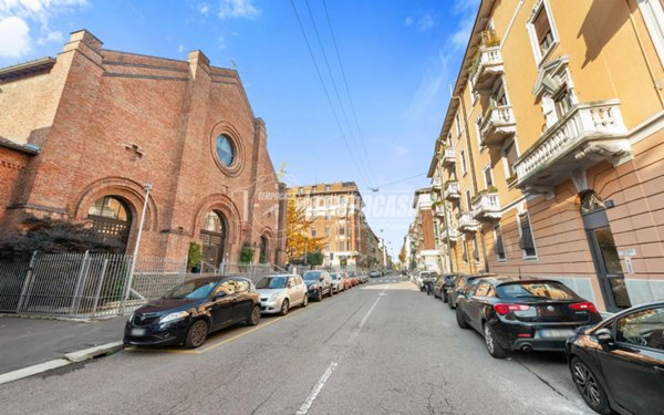 appartamento in vendita a Milano in zona Calvairate