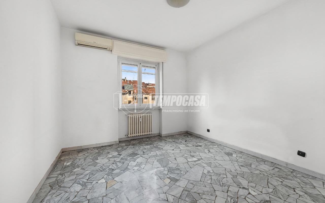 appartamento in vendita a Milano in zona Calvairate