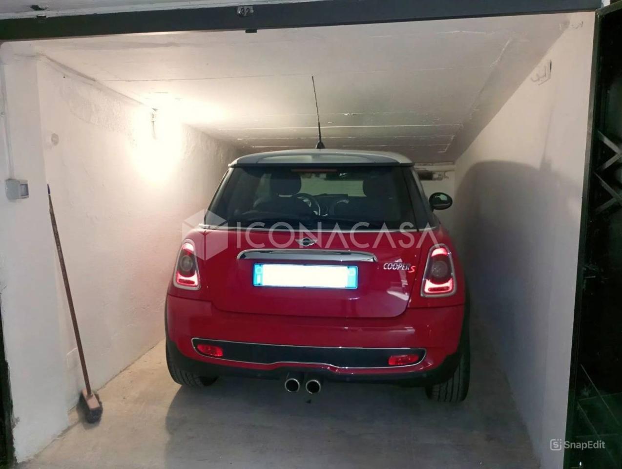 casa indipendente in vendita a Milano in zona Corvetto