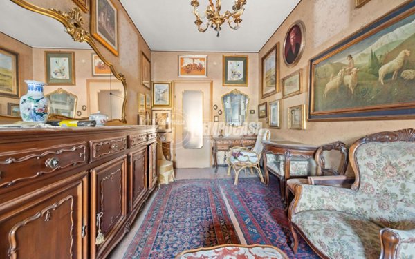 appartamento in vendita a Milano in zona Calvairate