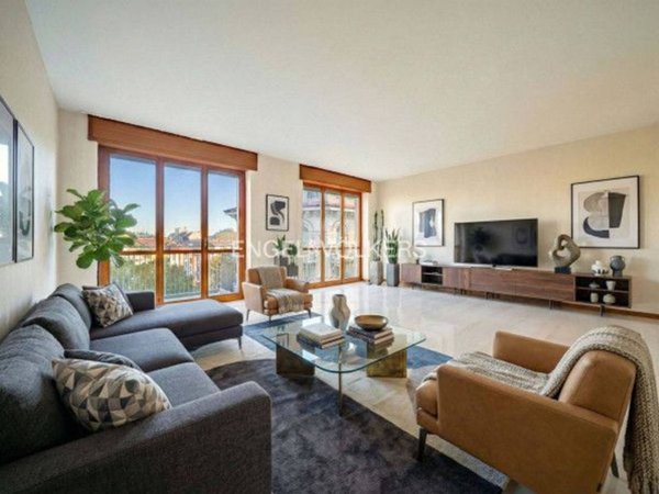 appartamento in vendita a Milano in zona Loreto