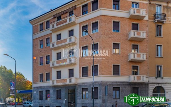 appartamento in vendita a Milano in zona Montalbino