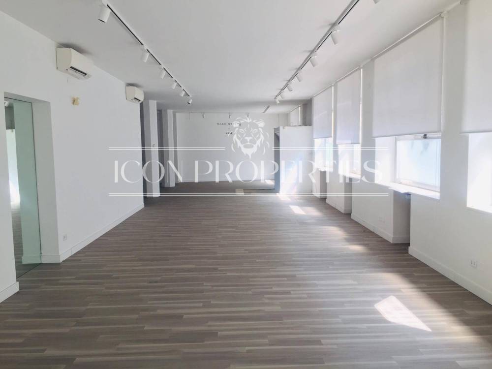 ufficio in vendita a Milano in zona Porta Vittoria