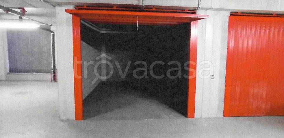 ufficio in vendita a Milano in zona Dergano