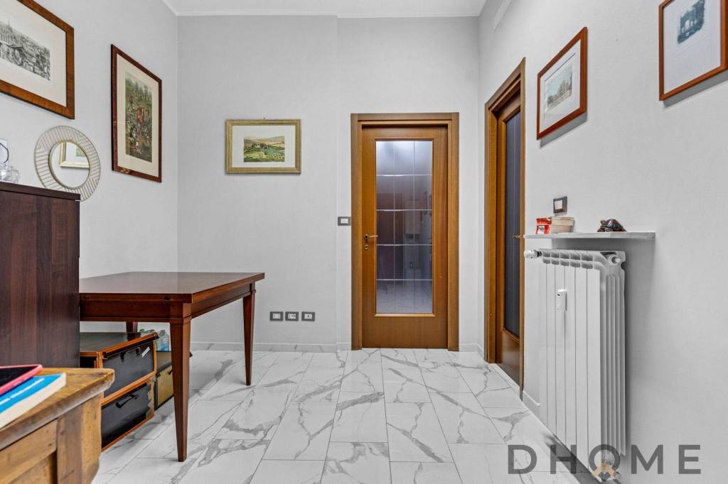 appartamento in vendita a Milano in zona Crescenzago